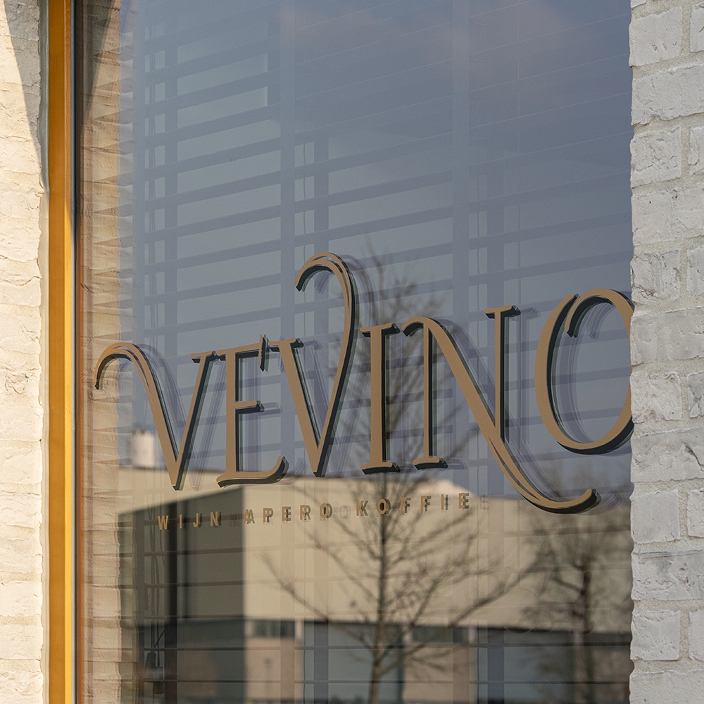 Nieuw letterlogo voor Vevino